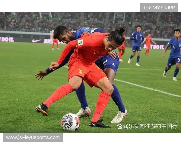 逆境中的“不屈战士”：战胜困难的足球魂士，不屈的战斗